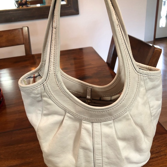 Authentic COACH TATTERSALL ERGO PLEATED LEATHER BAG HOBO - Picture 3 of 16